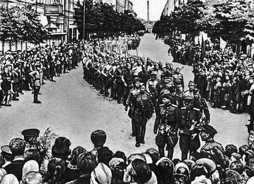 A photo of the Red Army in 1944.