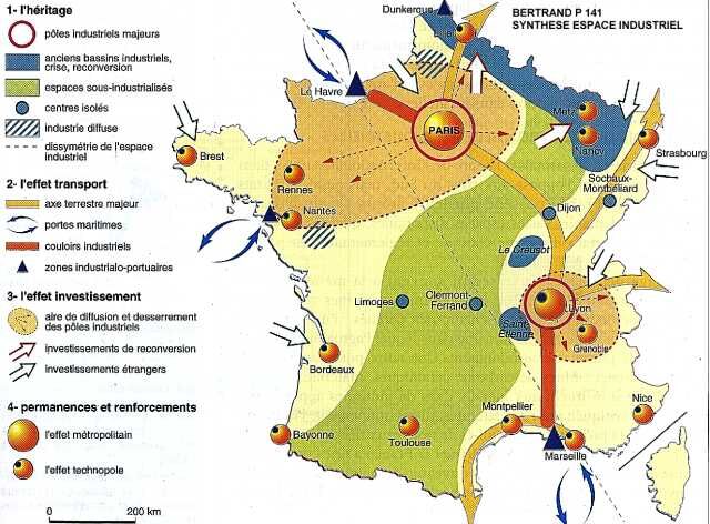 Carte schématique de l'évolution de l'industrie en France