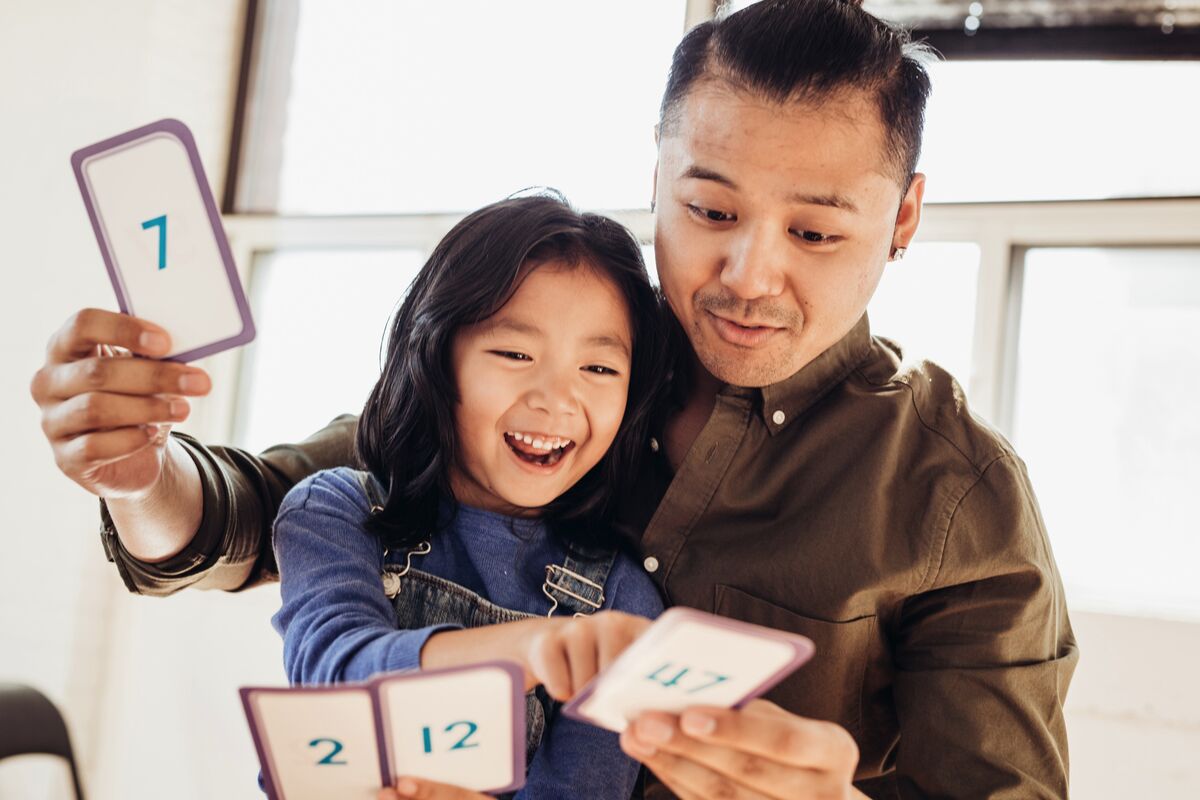Comment motiver son enfant à faire ses devoirs?