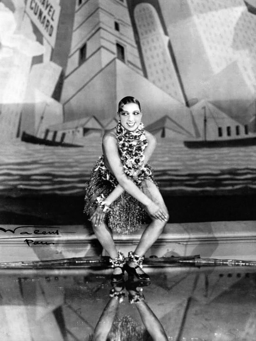 Image from the 1920s of star dancer Josephine Baker on stage.