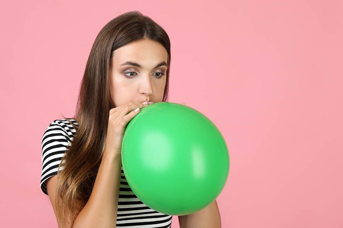 Déformation d’un ballon de caoutchouc due à l’application d’une contrainte de traction