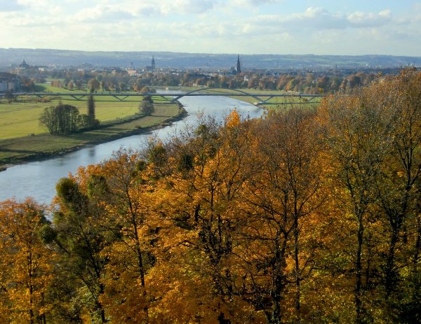 Photograph of the Dresden Elbe Valley and the Waldschlösschen Bridge.