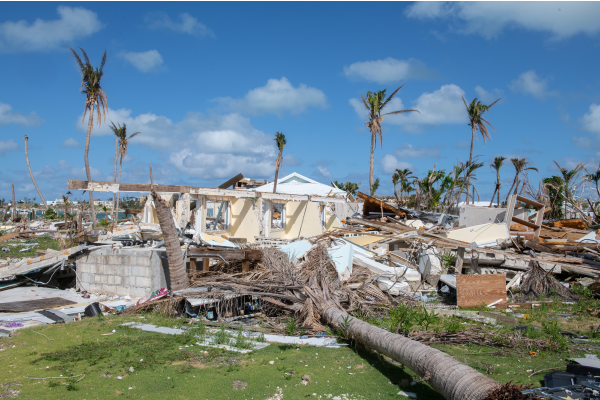 Photographie de la destruction causée par l’ouragan Dorian.