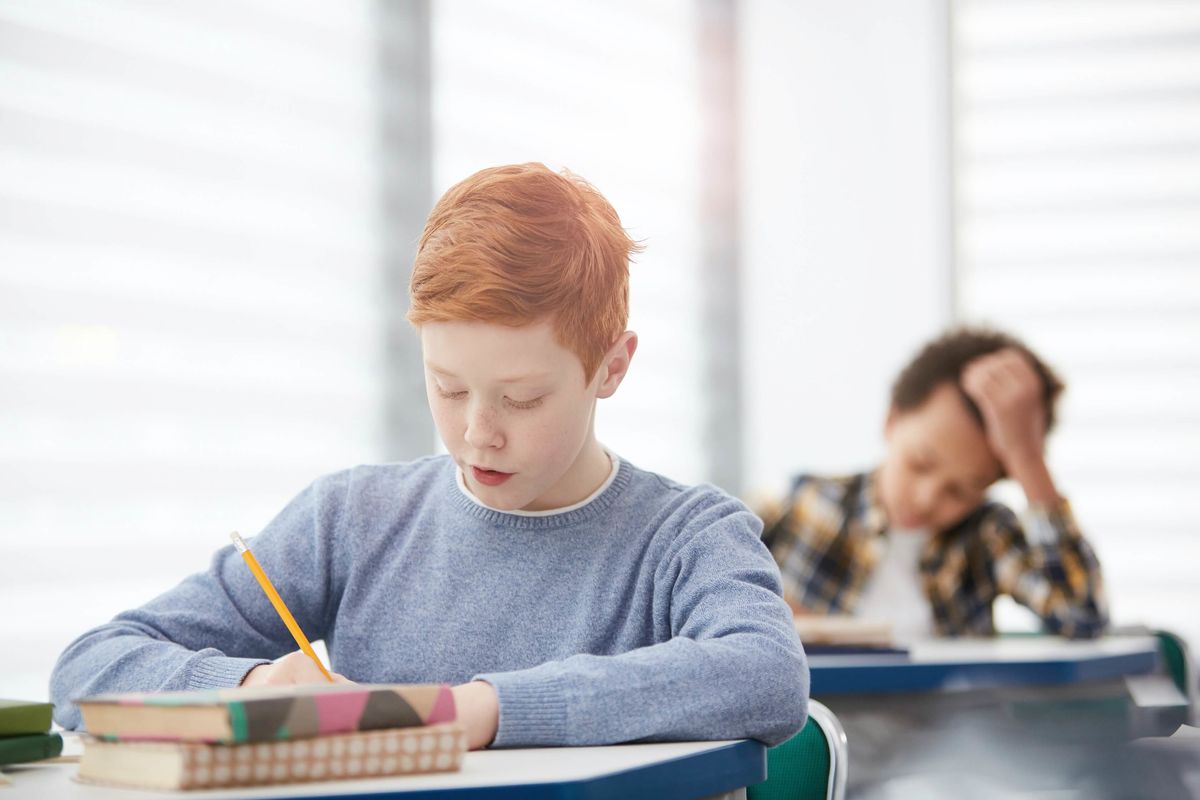 Comment aider mon enfant à faire preuve de flexibilité à l’école?