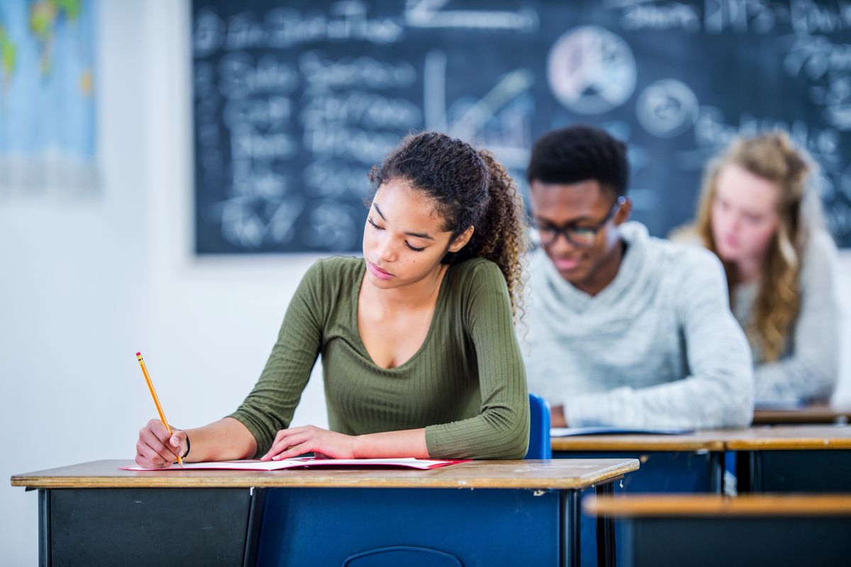 Examen du ministère de français langue d'enseignement en 5e secondaire : comment s'y préparer