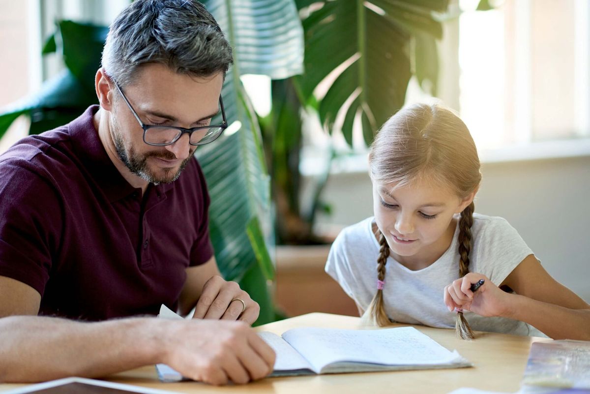 Apprendre la lecture et l'écriture.