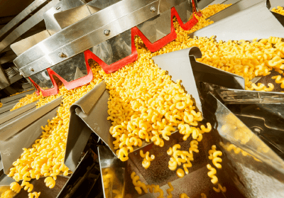 Une usine de production de pâtes alimentaires à base de farine.