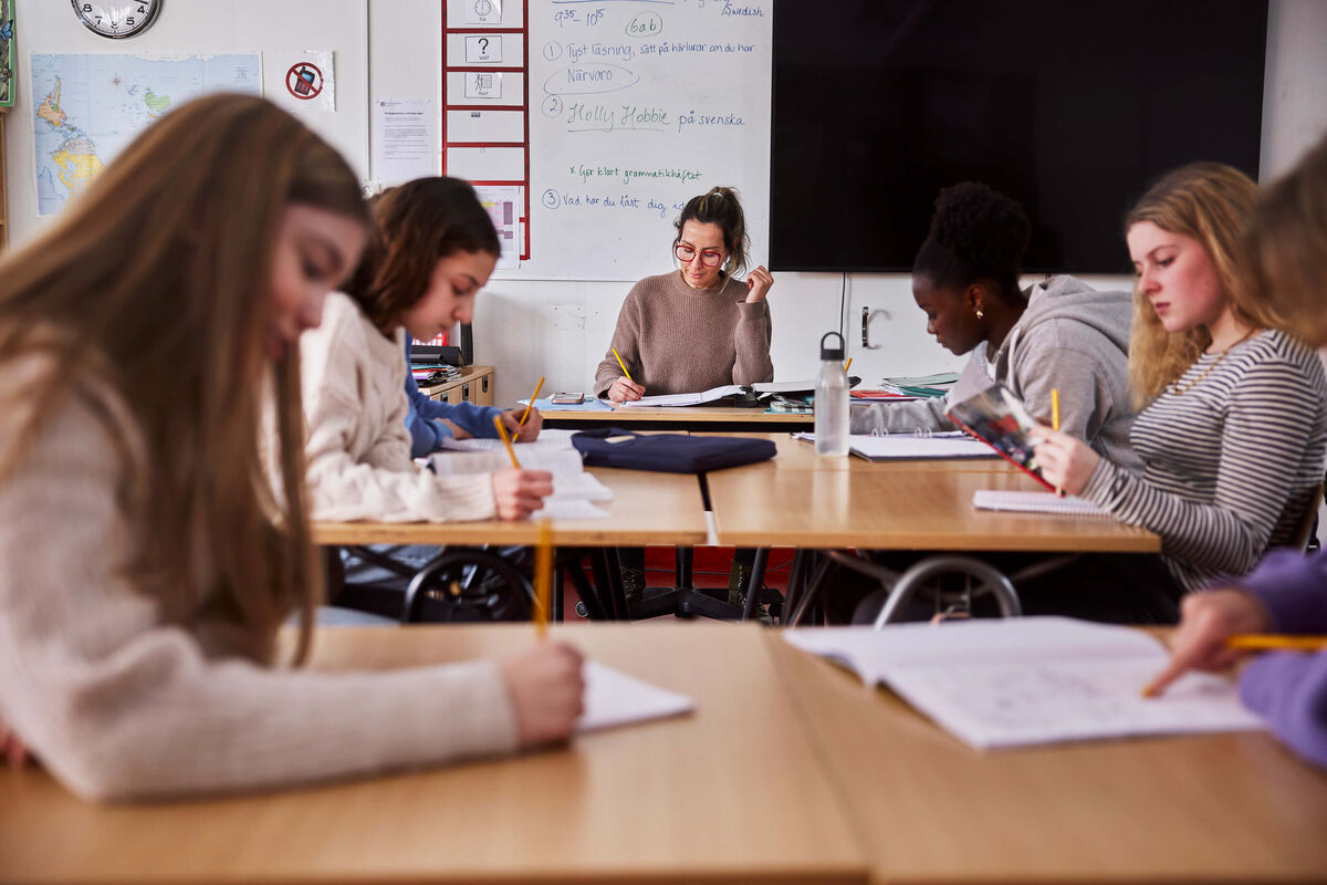 Students working in class.