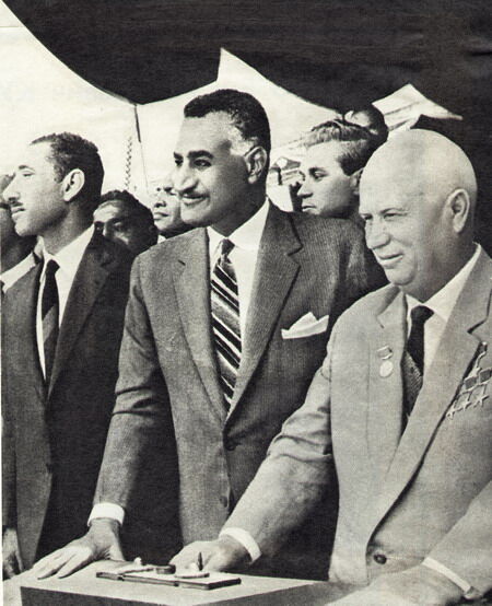 Nasser (Égypte) et Nikita Khrouchtchev (URSS)