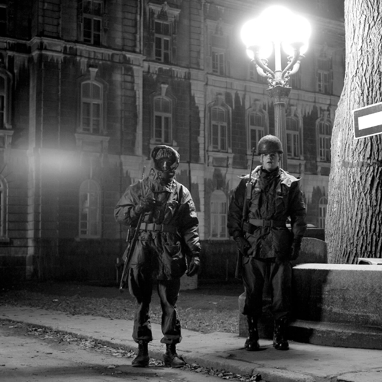 Soldiers in front of Quebec Parliament during the October Crisis in 1970.