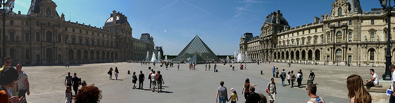 La façade actuelle du Louvre