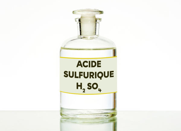 Une solution aqueuse d’acide sulfurique est un mélange homogène.