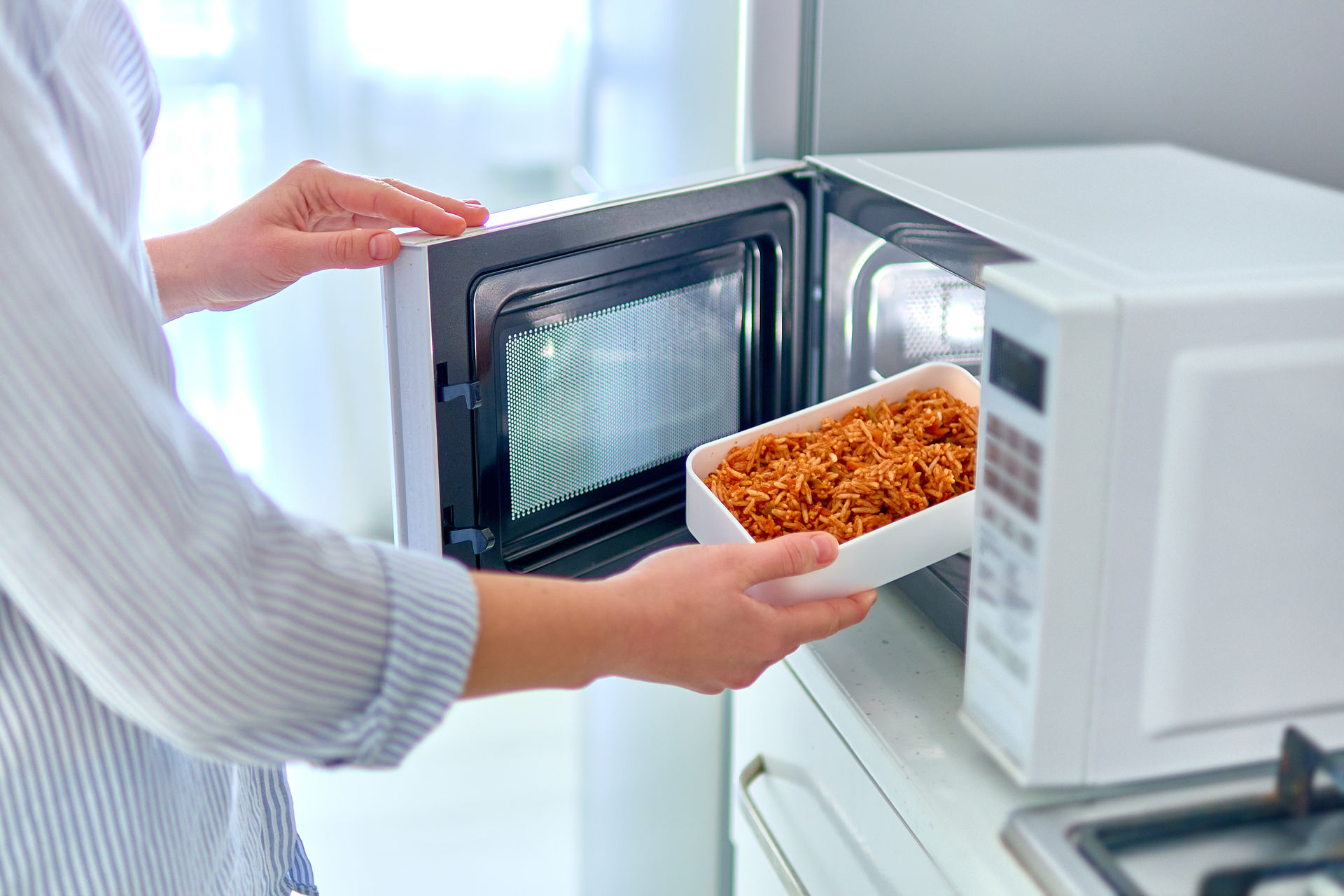 Microwave oven