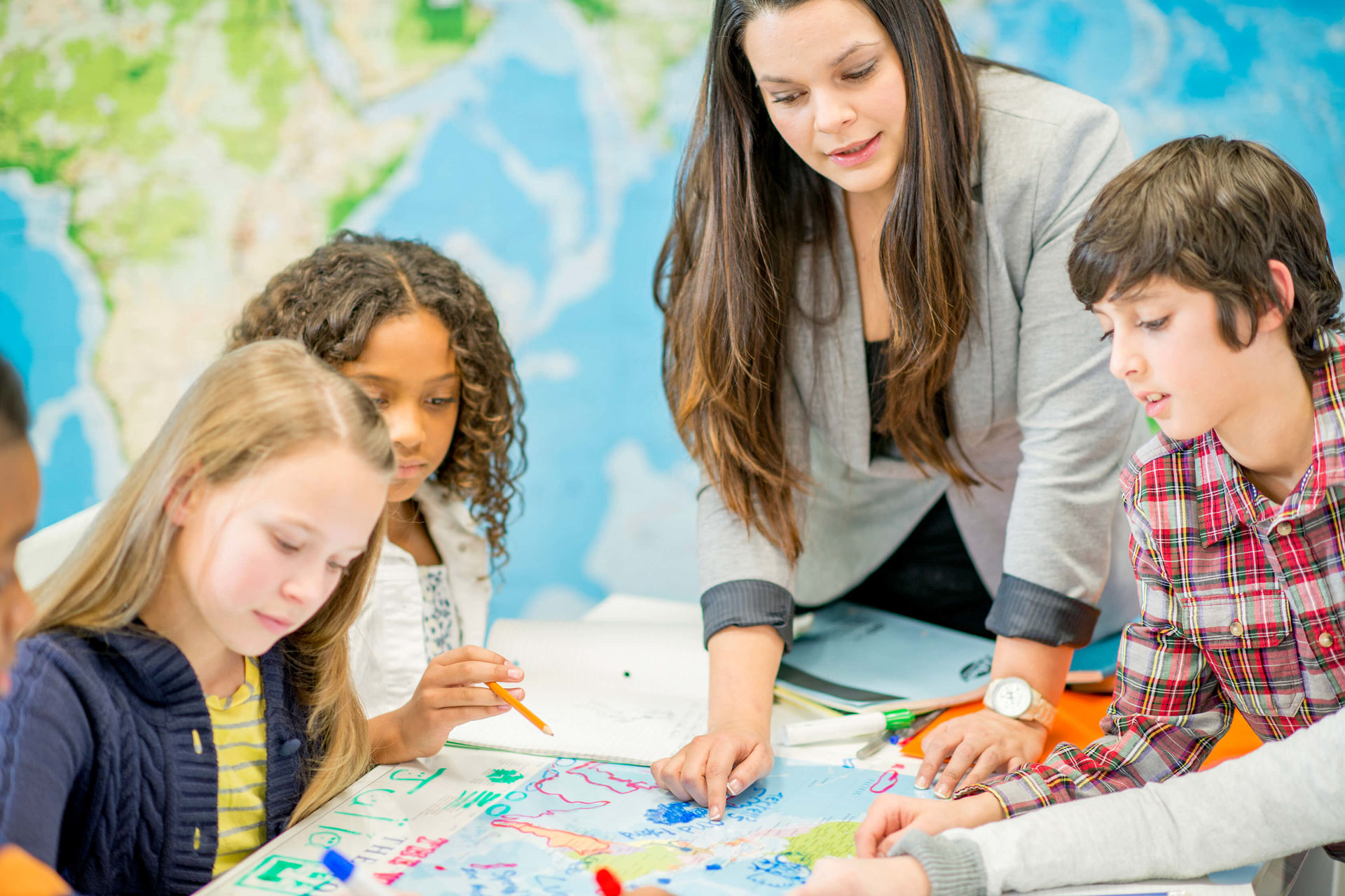 Comment stimuler l’intérêt des élèves envers l’univers social à l’école?