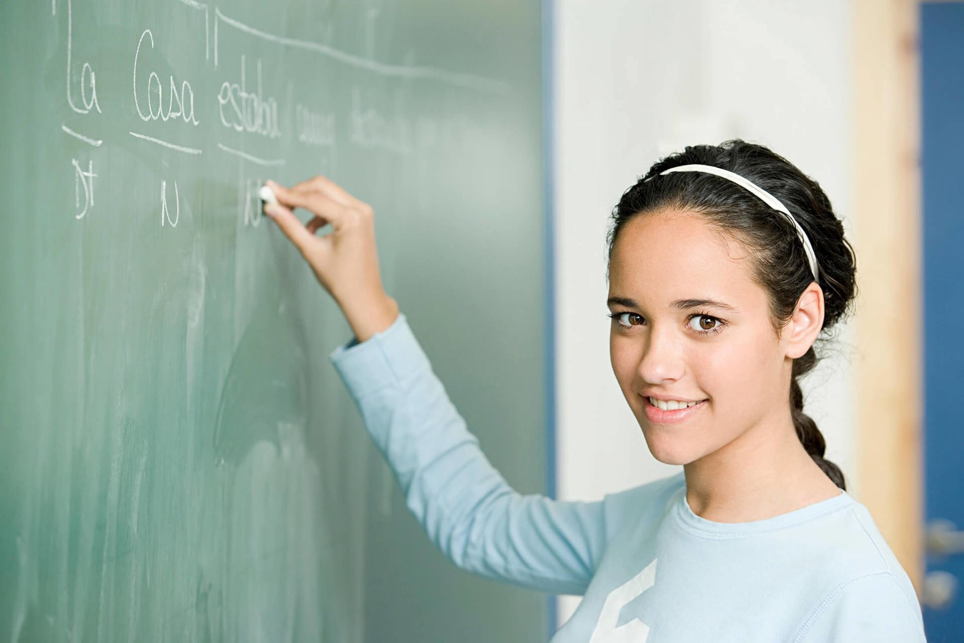 Why learn a second language in school