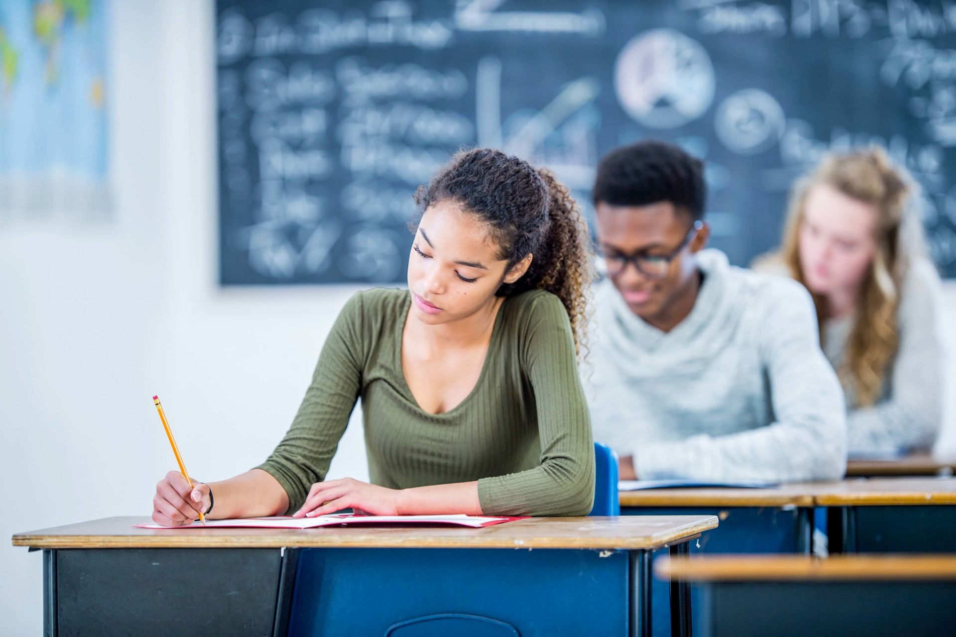 Examen du ministère de français langue d'enseignement en 5e secondaire : comment préparer son enfant?