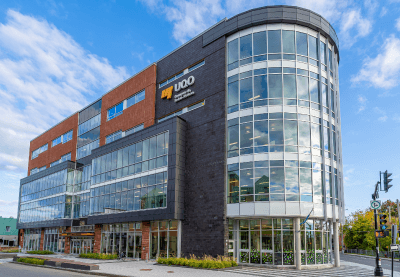 Université du Québec en Outaouais à Saint-Jérôme.