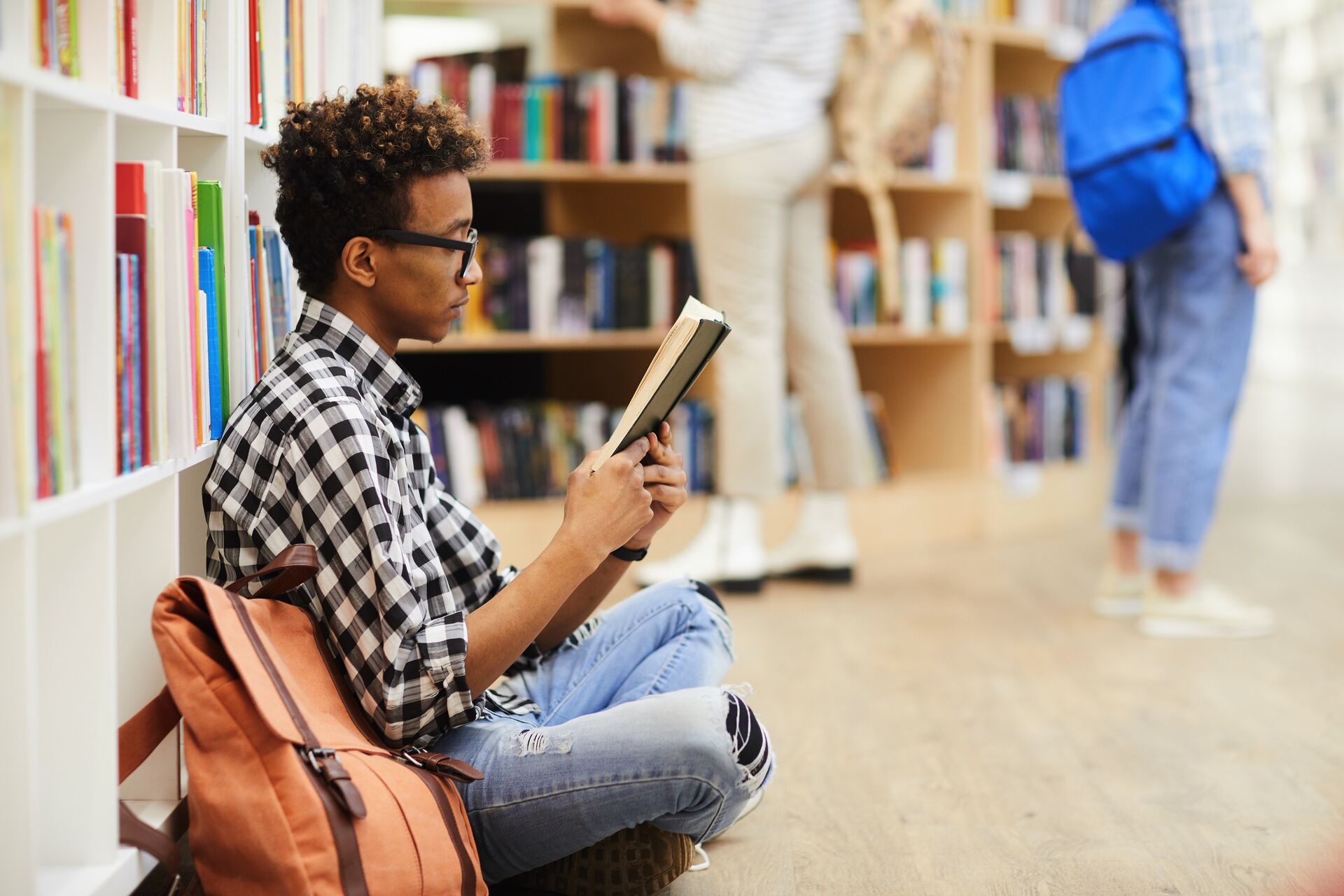 Suggestions de lecture pour le secondaire