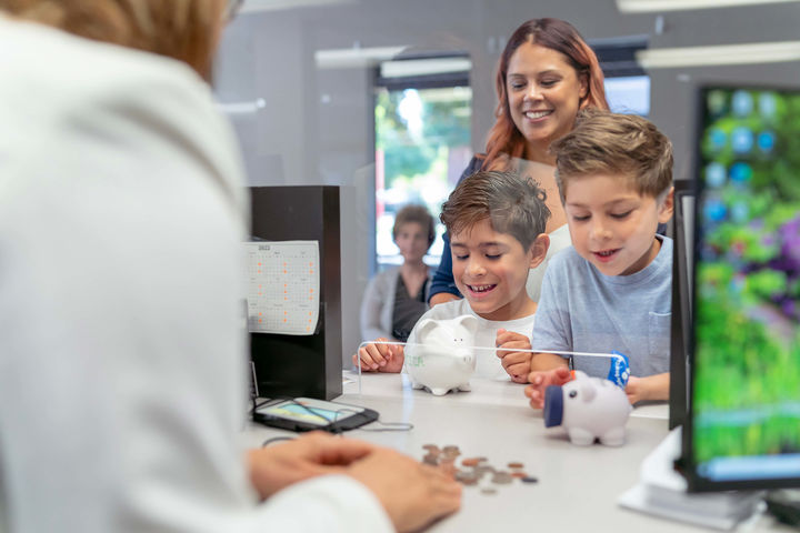 Comment aider son enfant à apprendre à faire un budget.